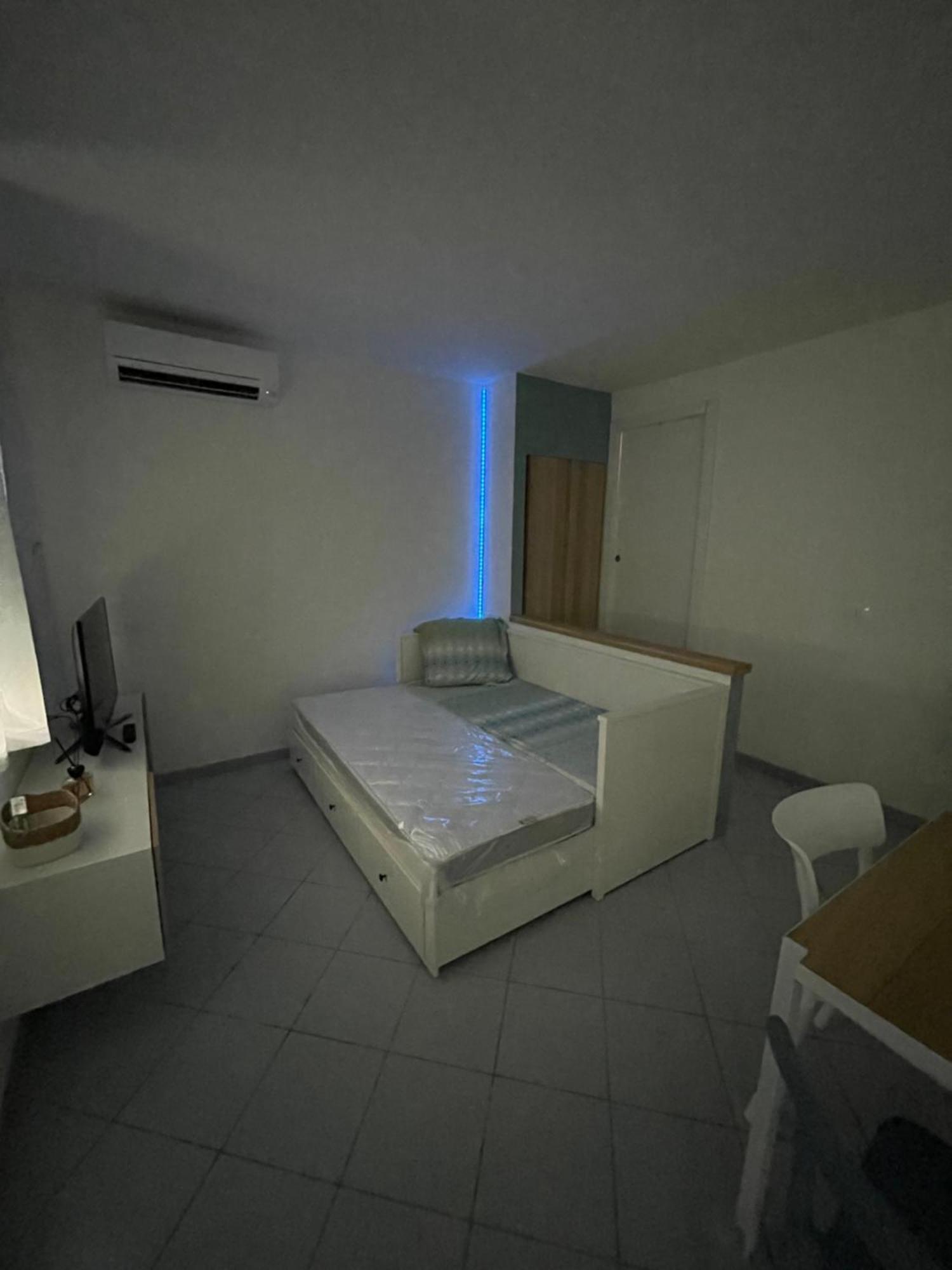 The Ugly Duckling Apartment 多米勒托 外观 照片