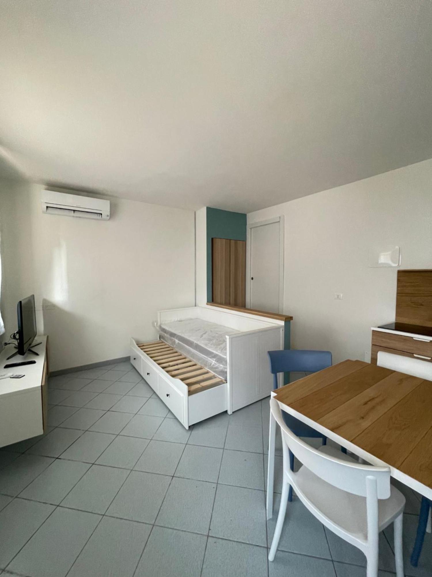 The Ugly Duckling Apartment 多米勒托 外观 照片